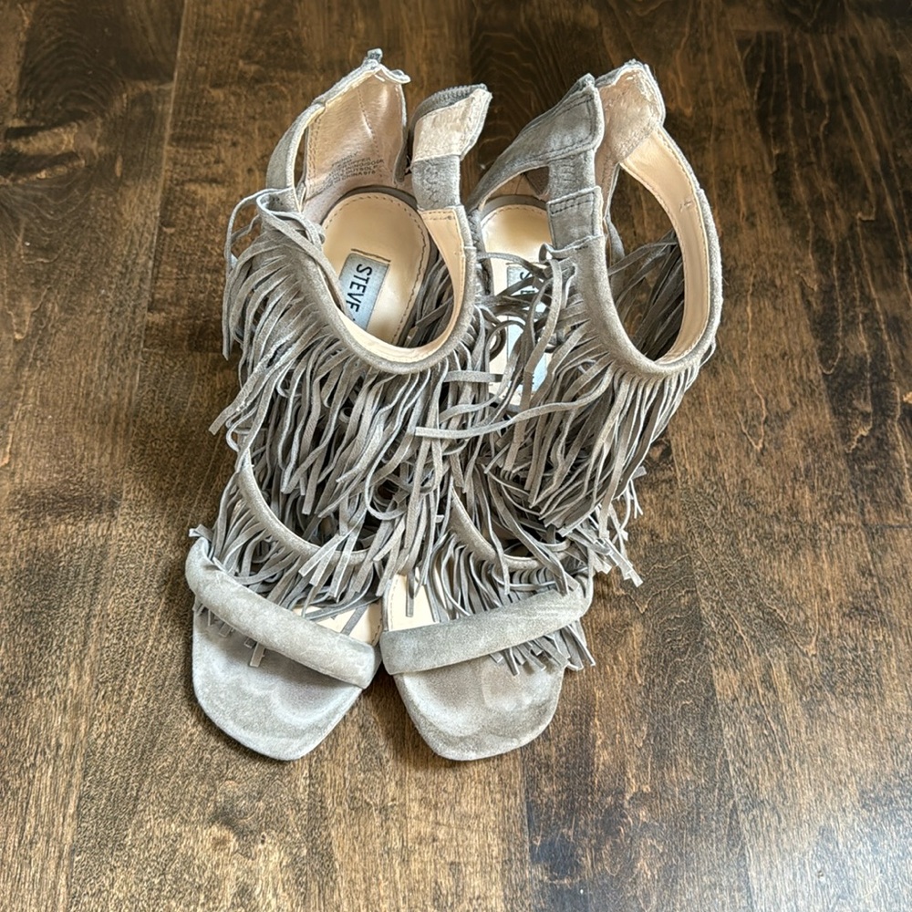 Steve Madden fringely heels size 6.5